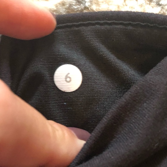 Two pairs Lululemon cropped leggings - Picture 2 of 6